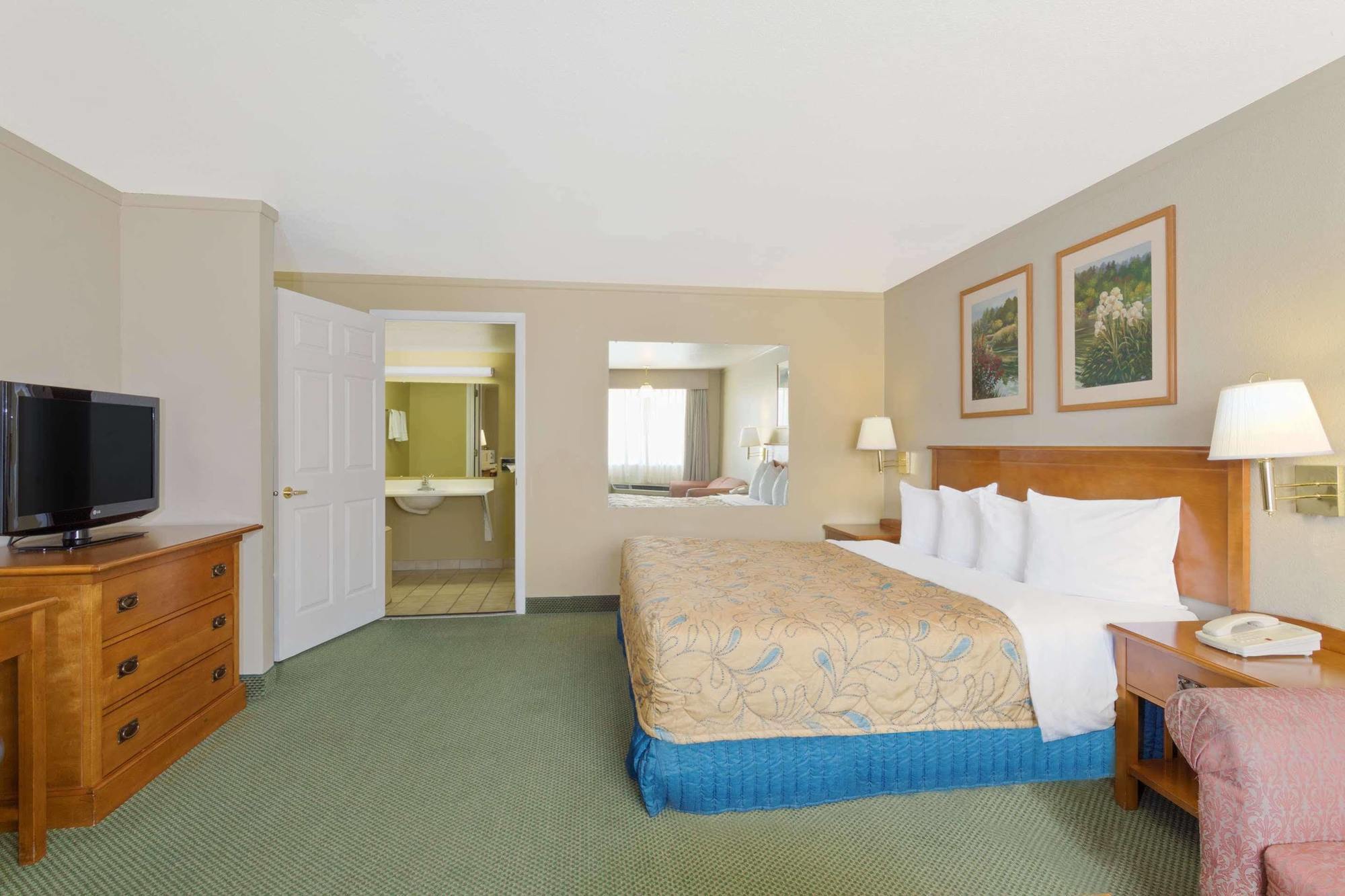 Days Inn By Wyndham Provo Esterno foto
